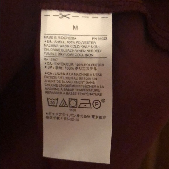 BR Factory v-neck, red / burgundy tank top, size M - Picture 3 of 5